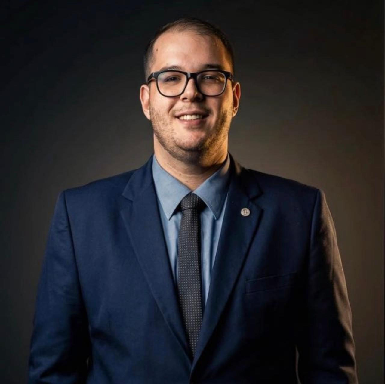 Retrato profissional de Caio Vilela